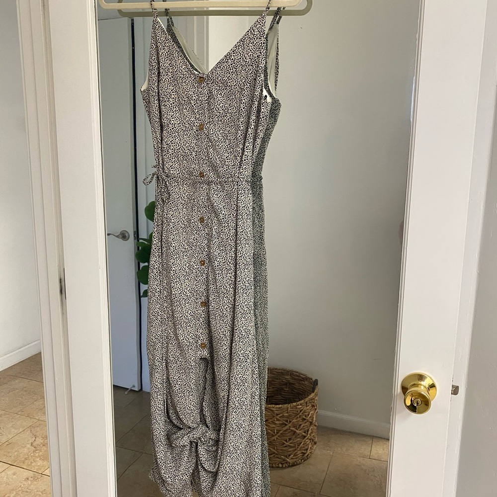 Dress - Picture 2 of 5